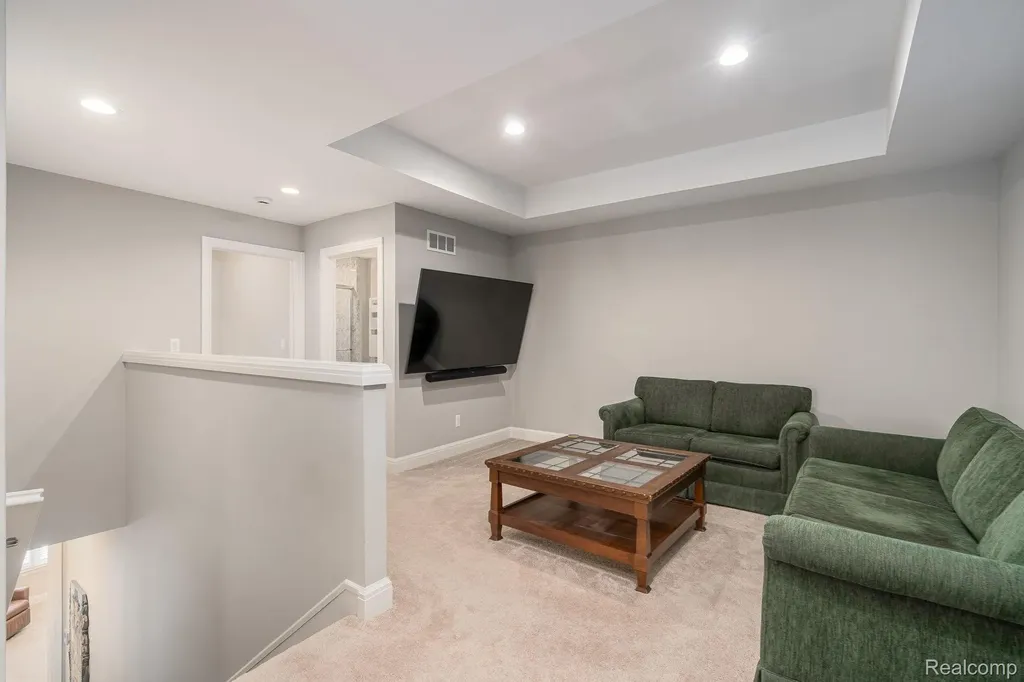 7484 Gramercy Circle West Bloomfield Charter Township MI 48322
