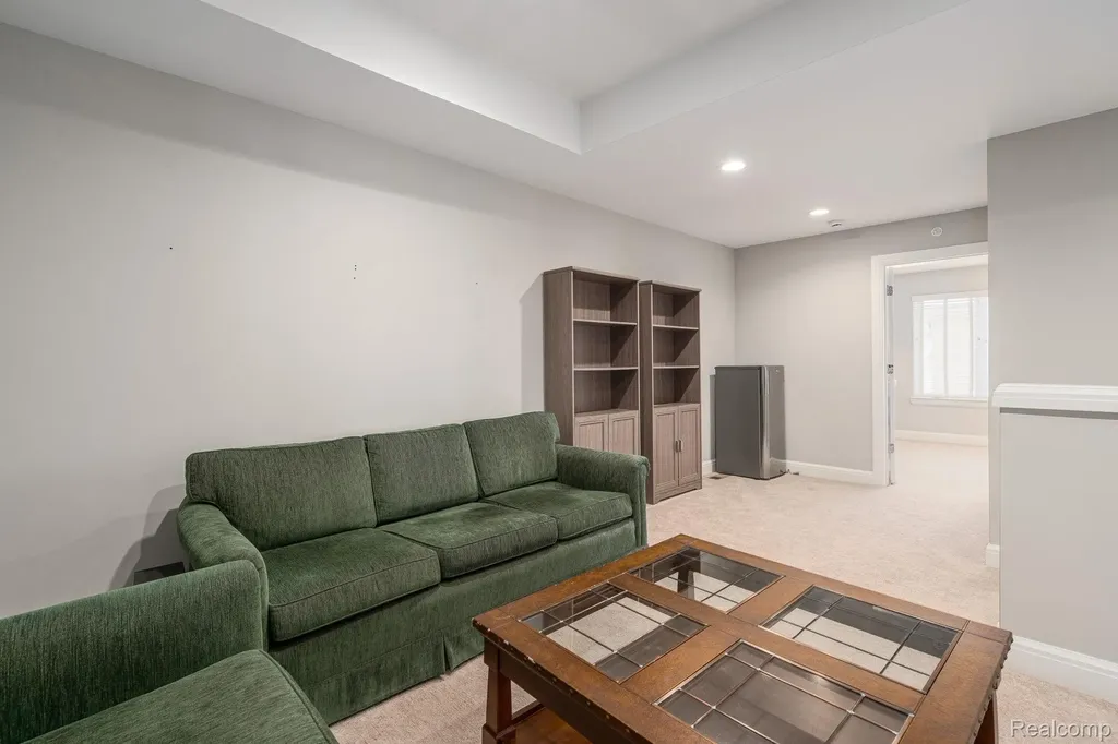 7484 Gramercy Circle West Bloomfield Charter Township MI 48322