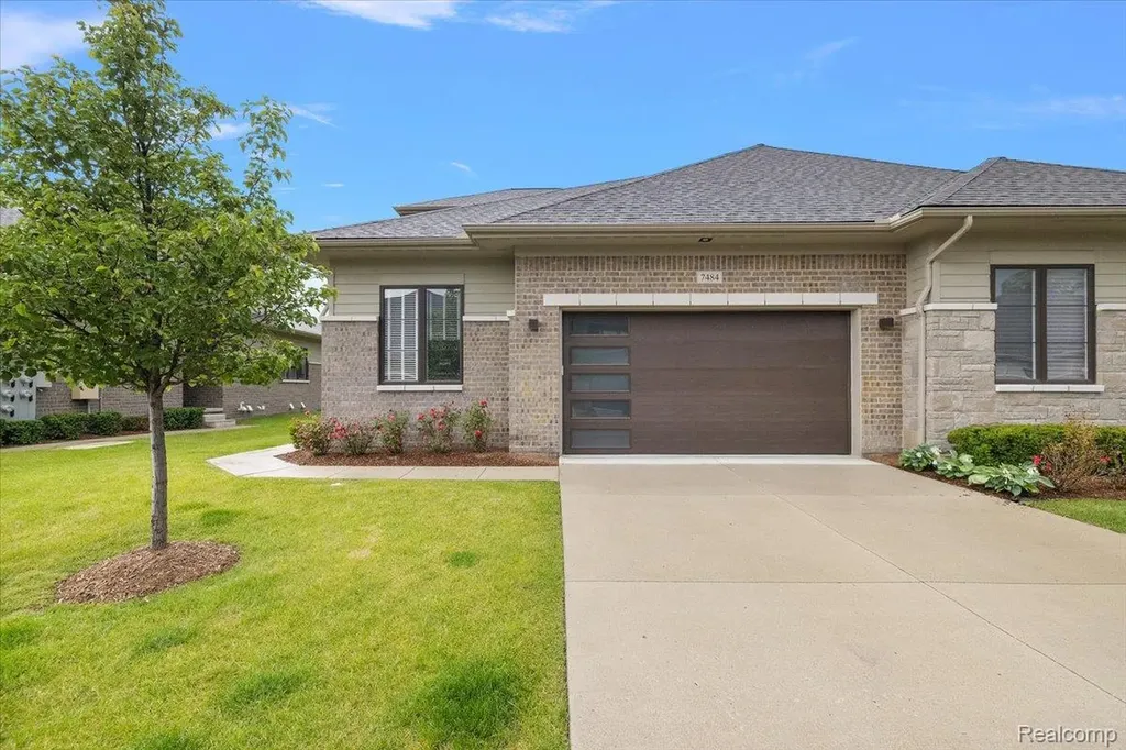 7484 Gramercy Circle West Bloomfield Charter Township MI 48322