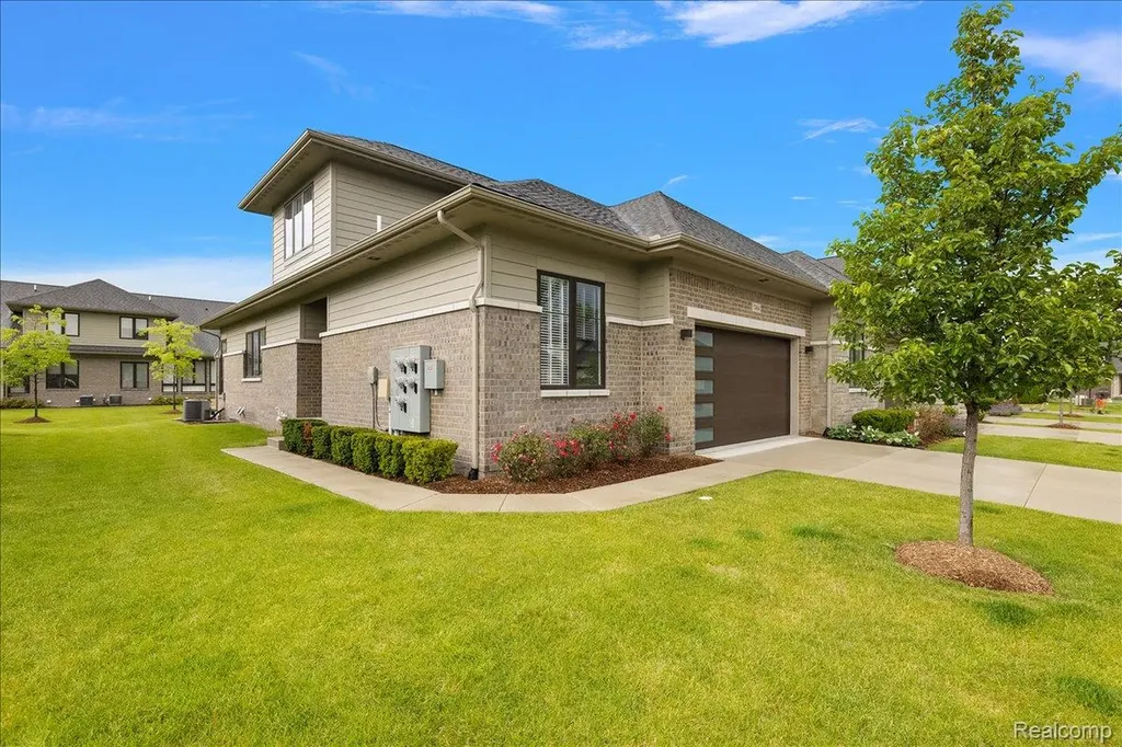 7484 Gramercy Circle West Bloomfield Charter Township MI 48322