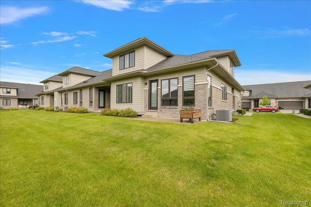 7484 Gramercy Circle West Bloomfield Charter Township MI 48322