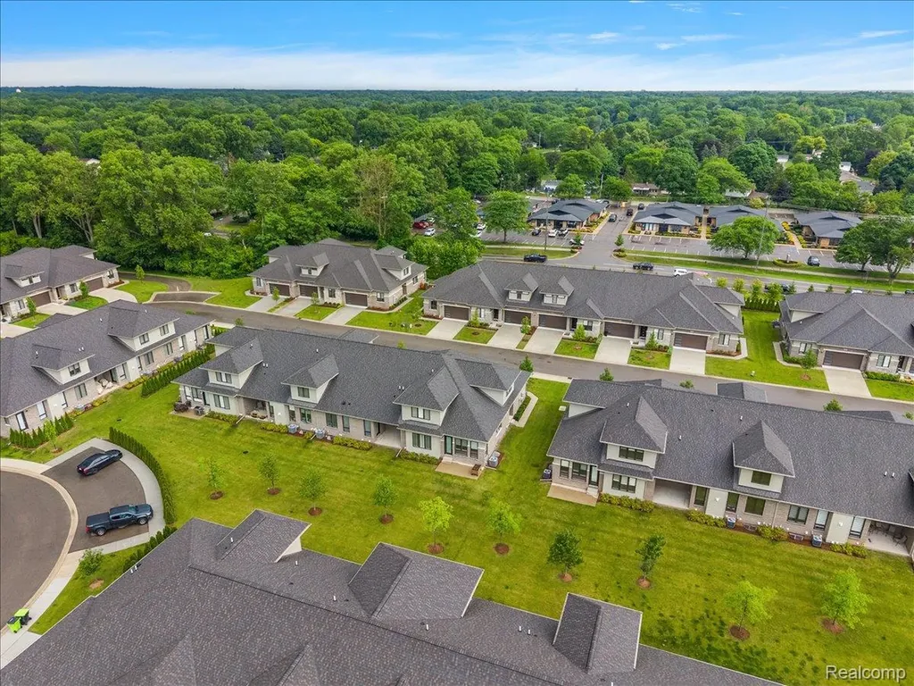 7484 Gramercy Circle West Bloomfield Charter Township MI 48322