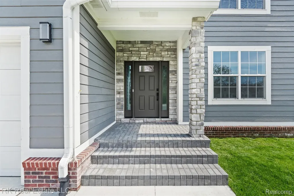 47260 Dequindre Road E Shelby Charter Township MI 48317