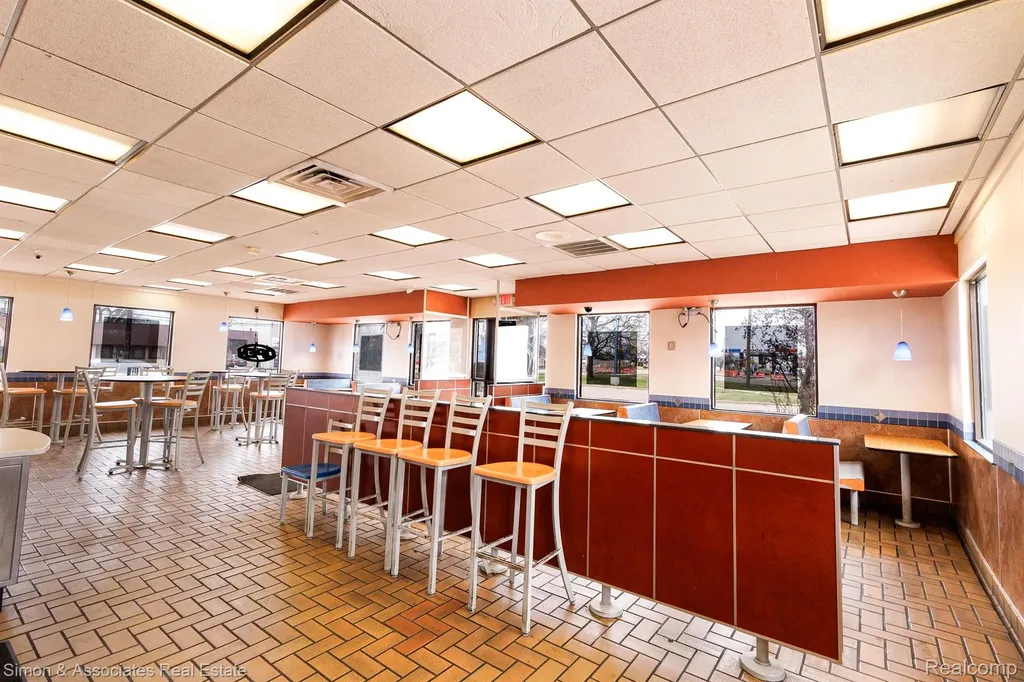 17431 Dix Road Melvindale City MI 48122