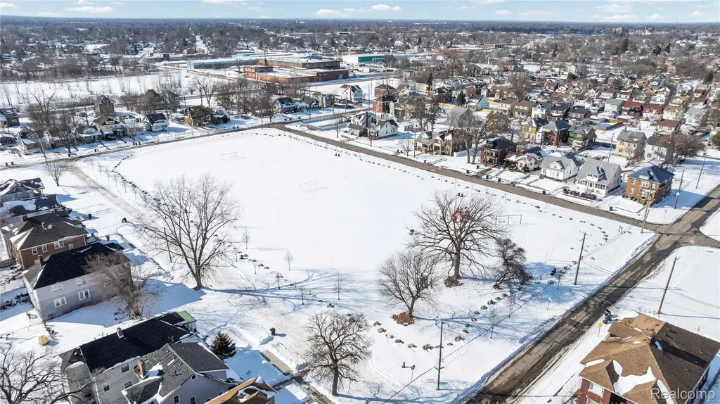 5272 Maplewood Street Detroit City MI 48204