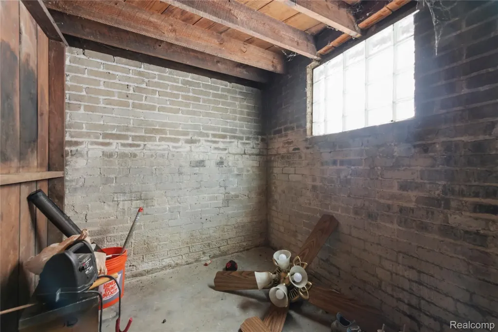 5272 Maplewood Street Detroit City MI 48204