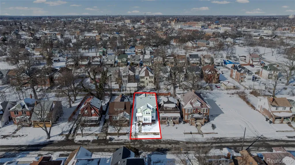 5272 Maplewood Street Detroit City MI 48204