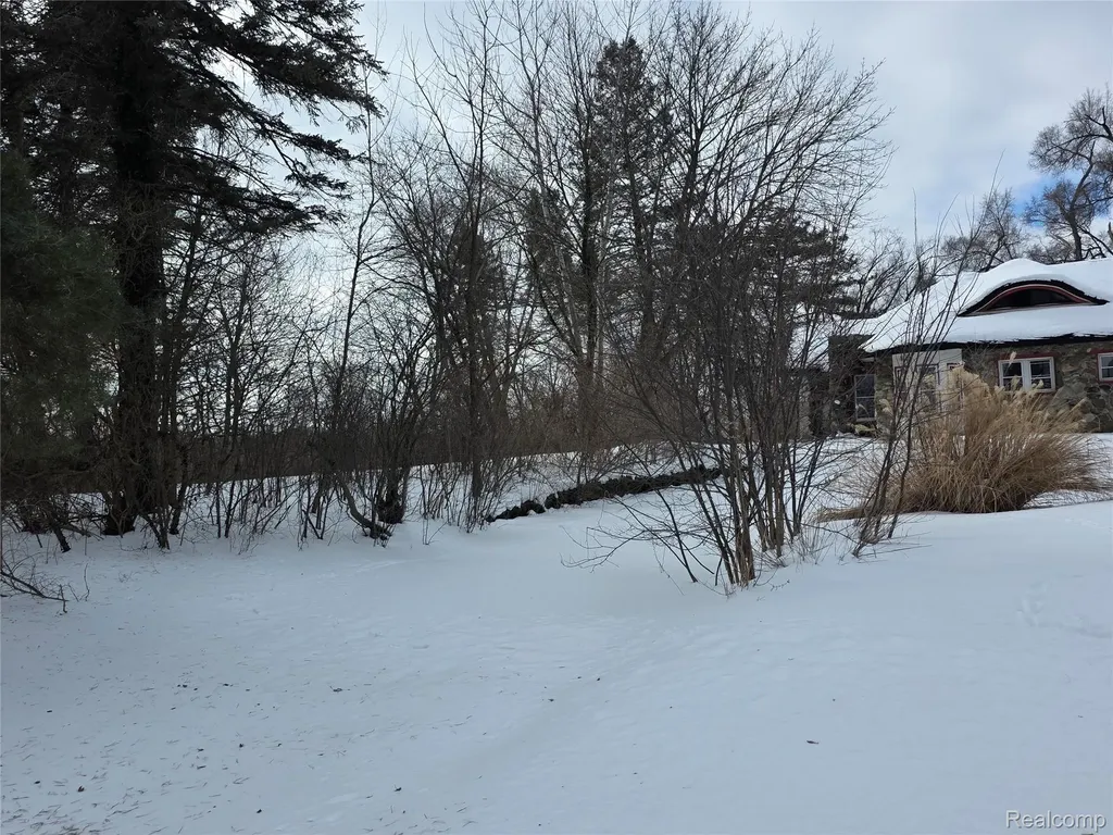 47420 W Ann Arbor Trail Plymouth Charter Township MI 48170