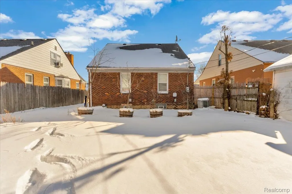 11873 Roxbury Street Detroit City MI 48224