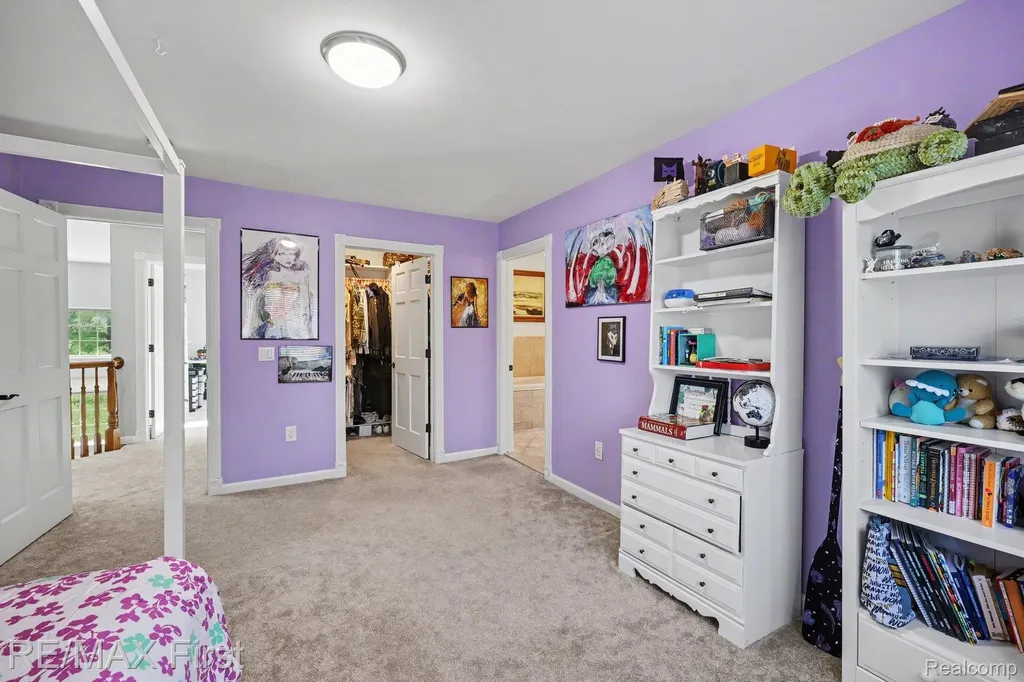 20400 Robinway Drive Clinton Charter Township MI 48036