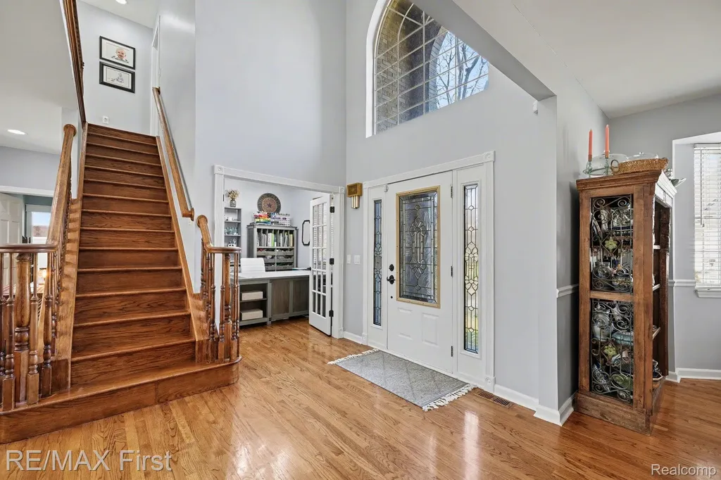 20400 Robinway Drive Clinton Charter Township MI 48036