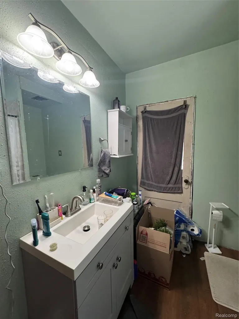 148 Waverly Street Highland Park City MI 48203