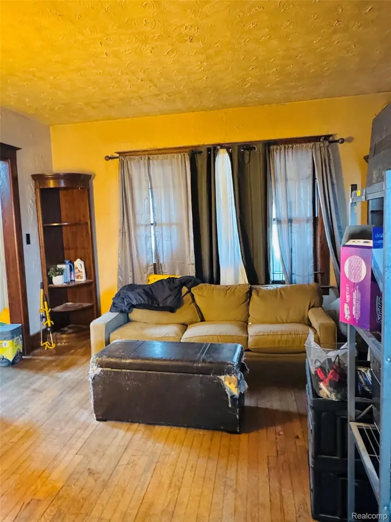148 Waverly Street Highland Park City MI 48203