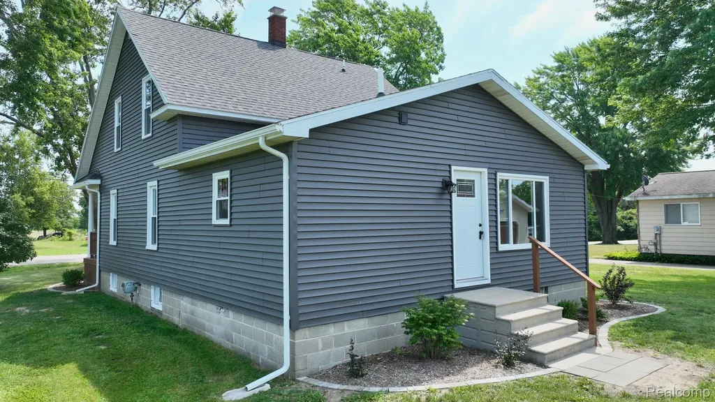 753 Whitelam Street Bad Axe City MI 48413