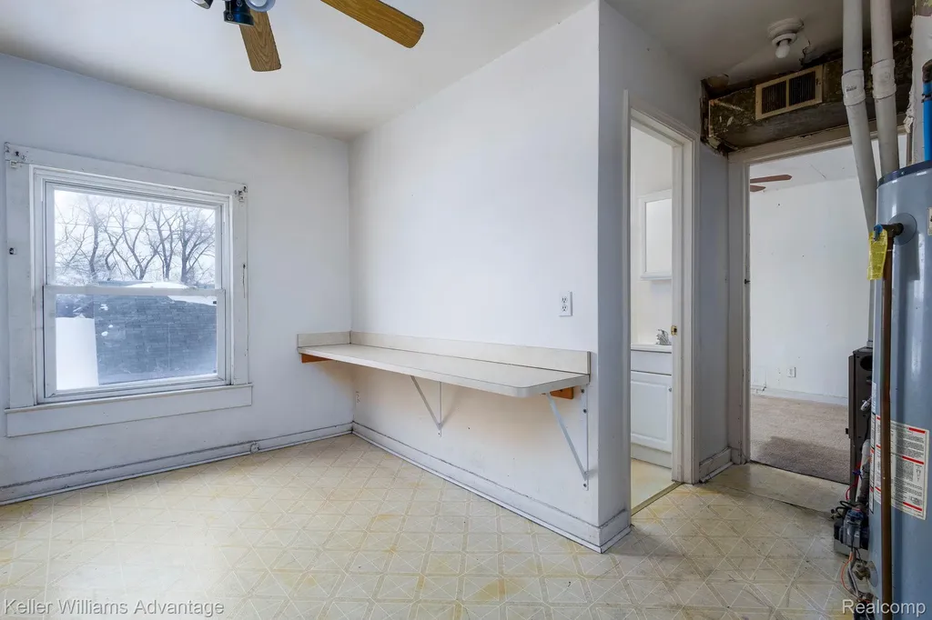 11727 Dyar Street Hamtramck City MI 48212