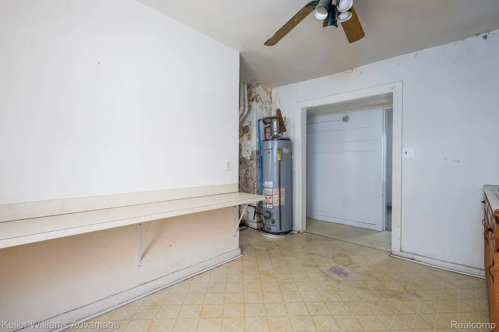 11727 Dyar Street Hamtramck City MI 48212