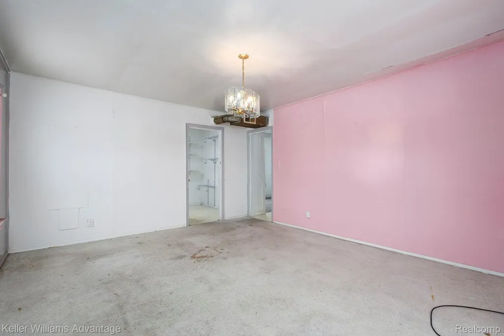 11727 Dyar Street Hamtramck City MI 48212