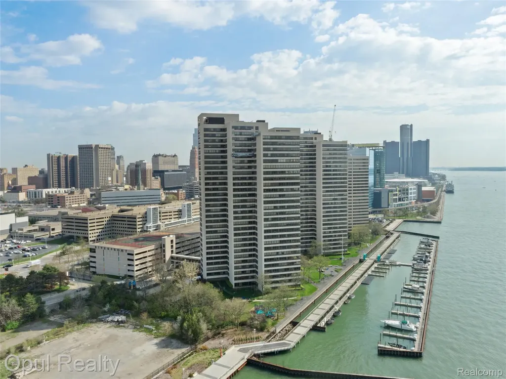 1001 W Jefferson Avenue Detroit City MI 48226