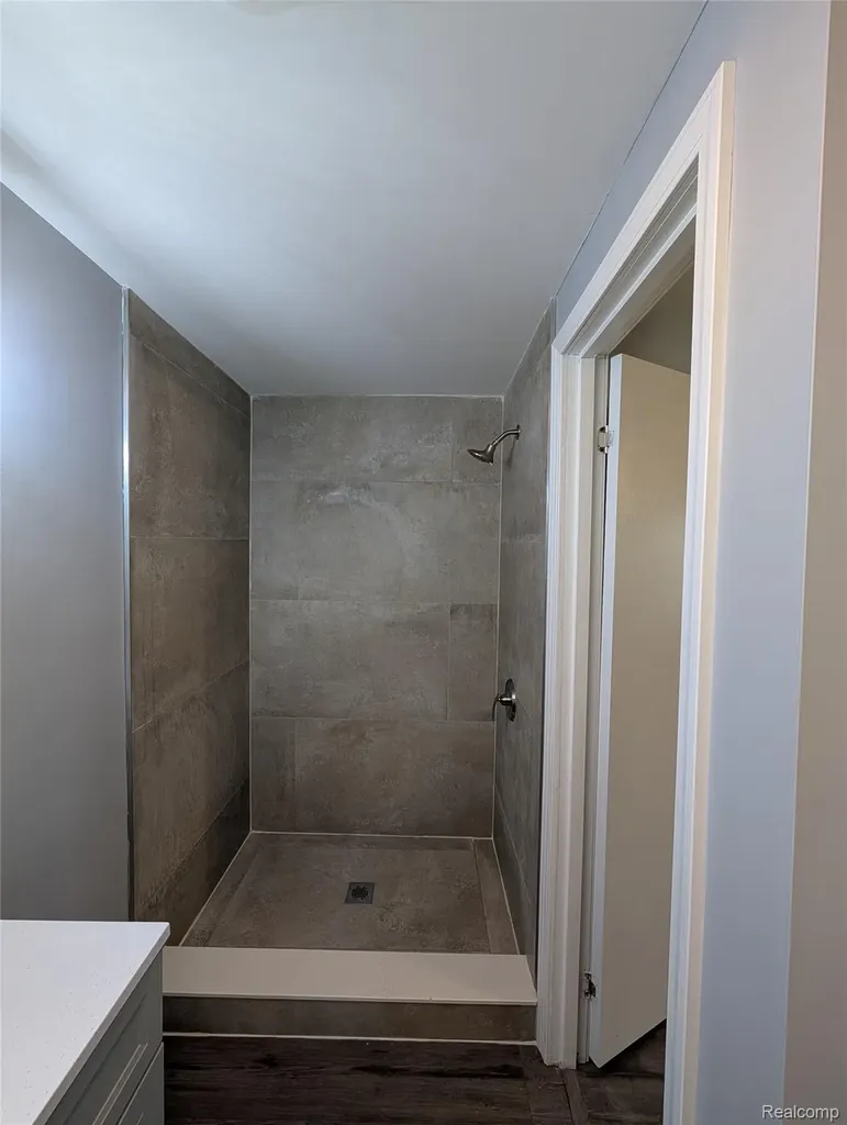 26241 Weigel Road Huron Charter Township MI 48164