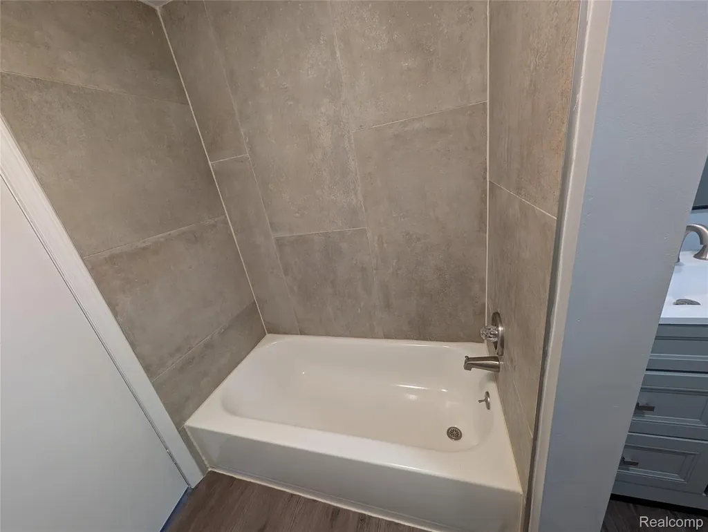 26241 Weigel Road Huron Charter Township MI 48164