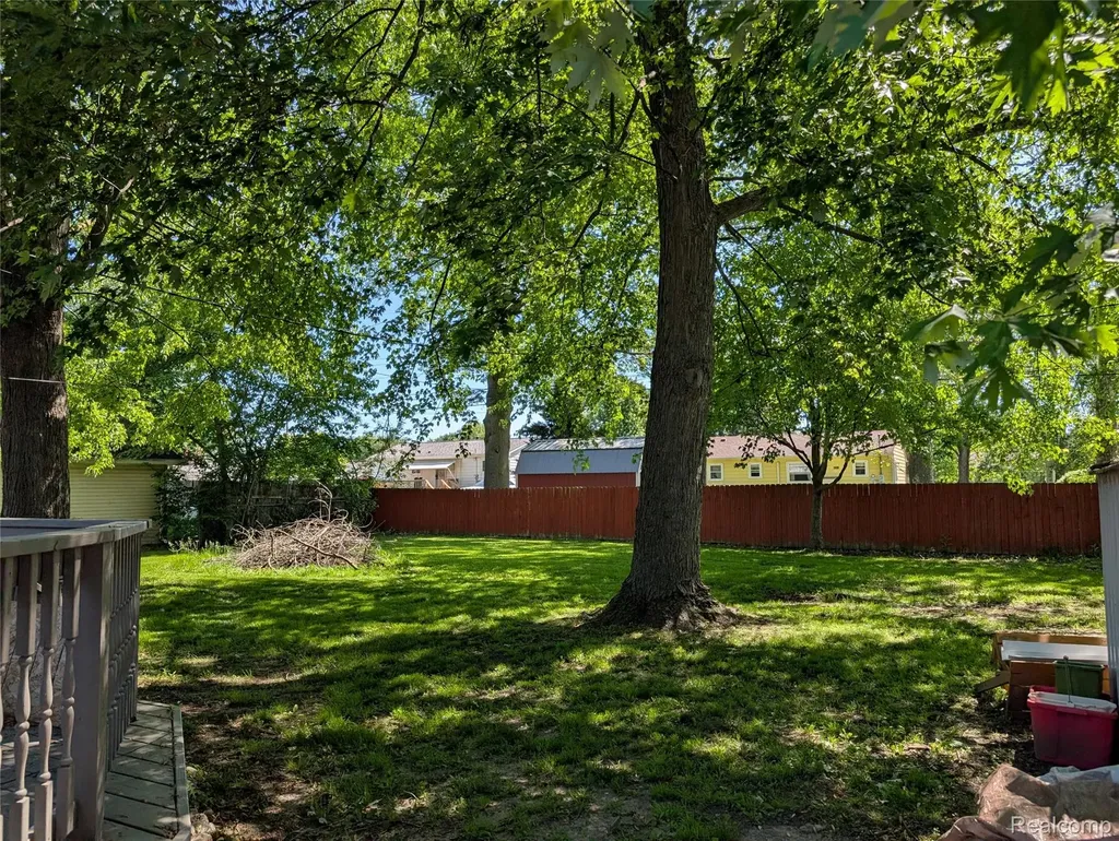 26241 Weigel Road Huron Charter Township MI 48164