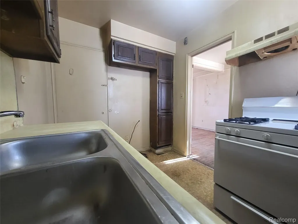 3462 Ewald Circle Detroit City MI 48204