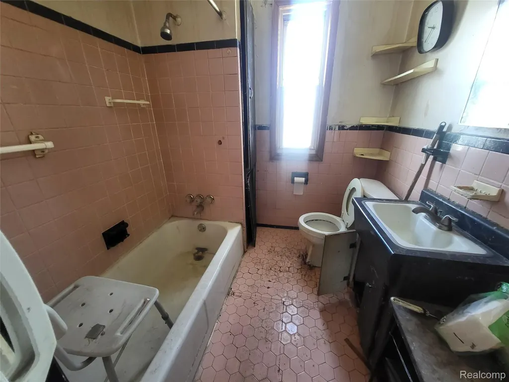 3462 Ewald Circle Detroit City MI 48204