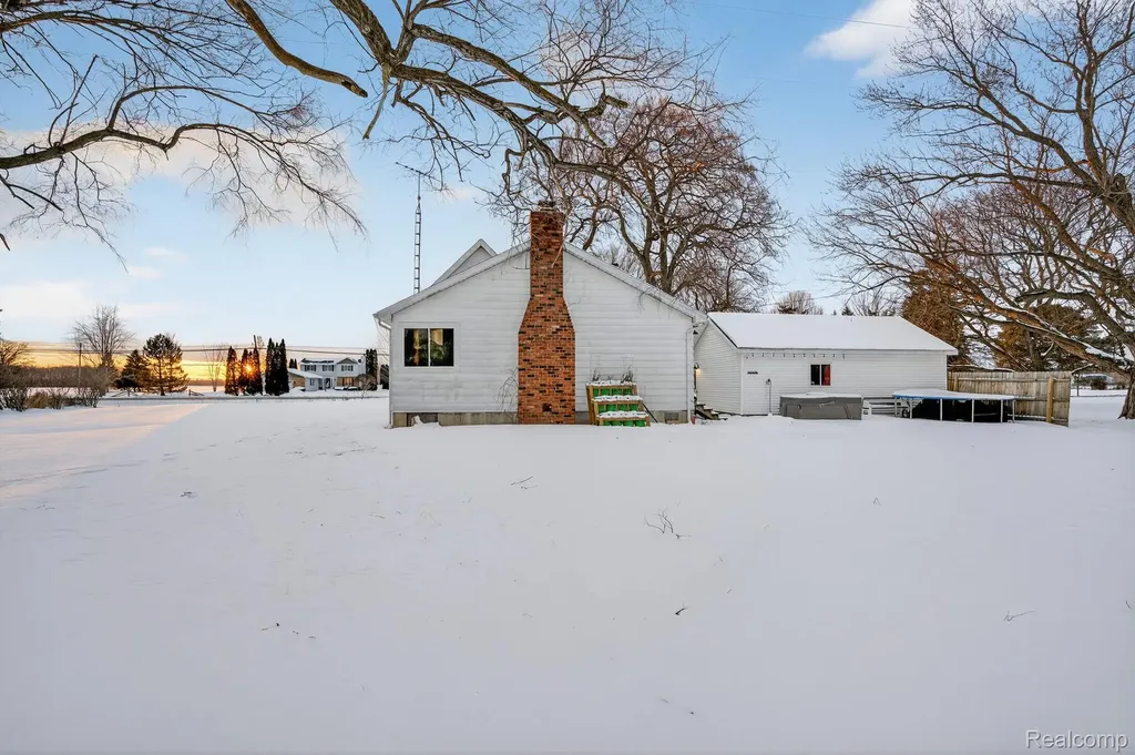 3071 Morrish Road Clayton Charter Township MI 48473