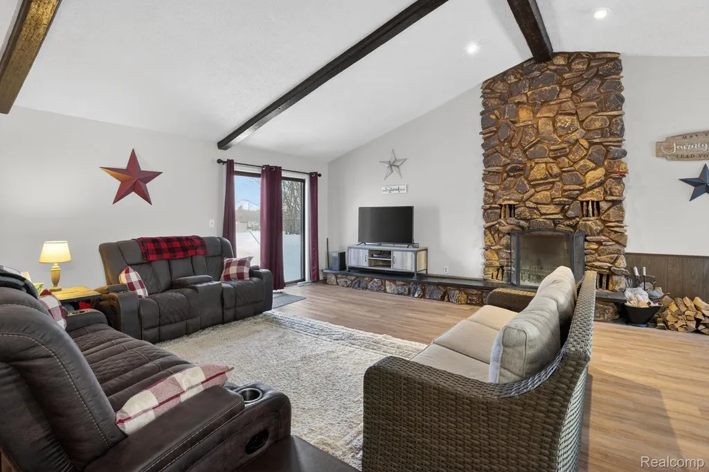 3071 Morrish Road Clayton Charter Township MI 48473