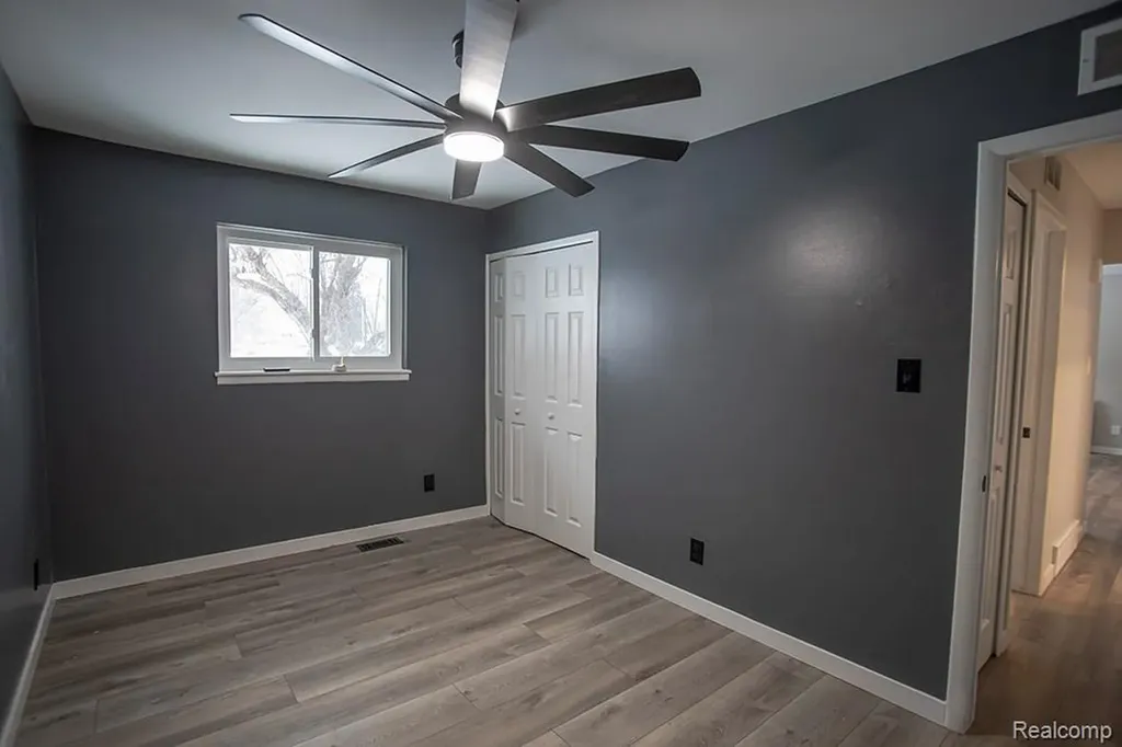 20401 Luna Street Clinton Charter Township MI 48035