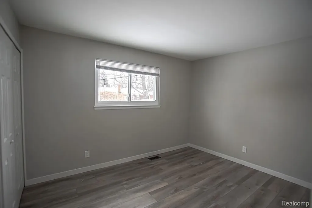 20401 Luna Street Clinton Charter Township MI 48035
