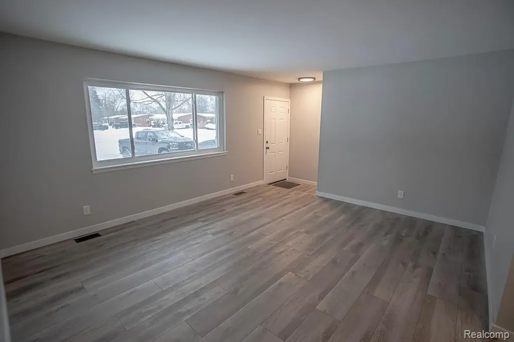 20401 Luna Street Clinton Charter Township MI 48035