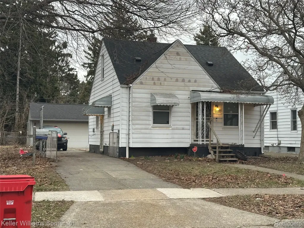 14639 Jacob Avenue Eastpointe City MI 48021