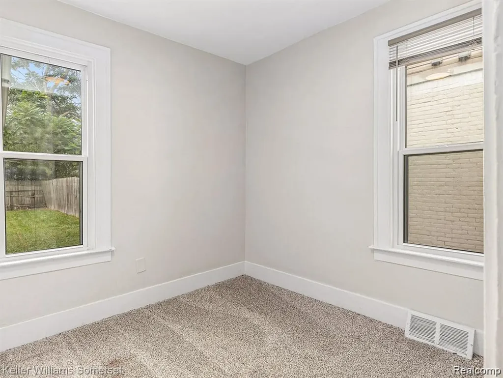 1419 Morris Avenue Lincoln Park City MI 48146
