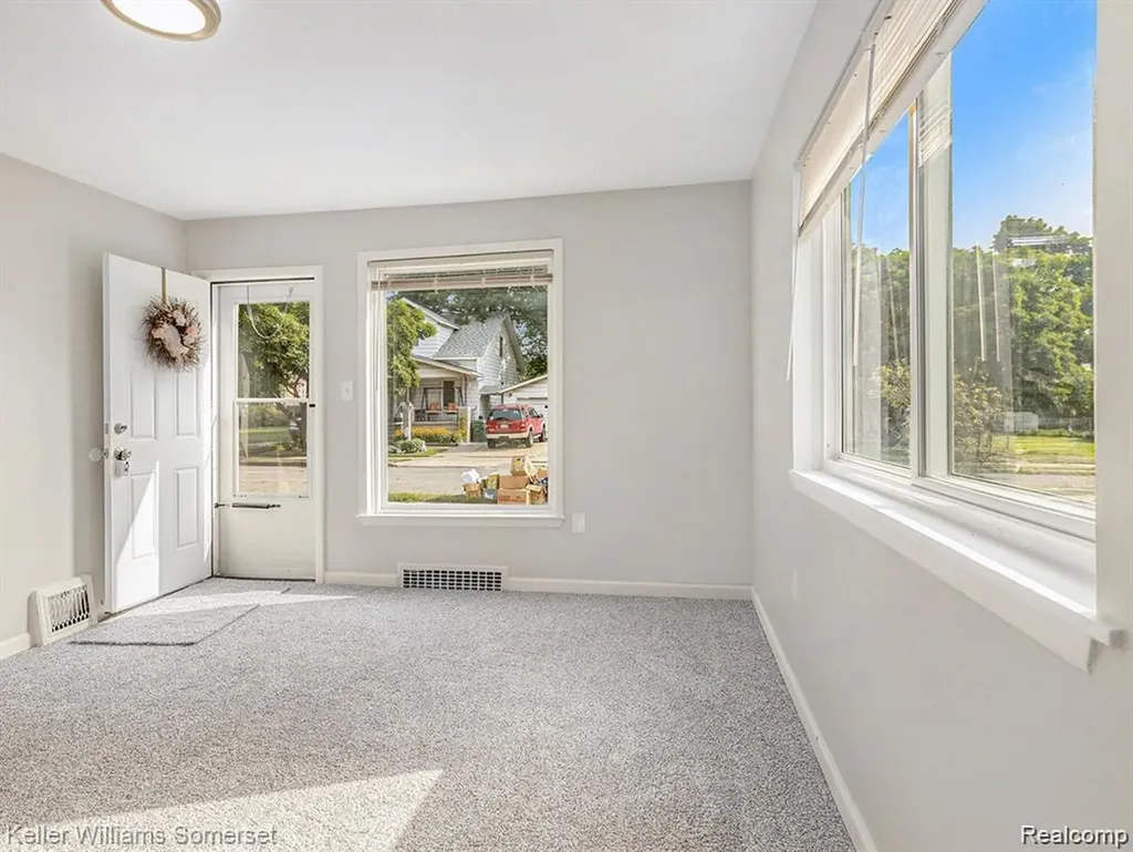 1419 Morris Avenue Lincoln Park City MI 48146