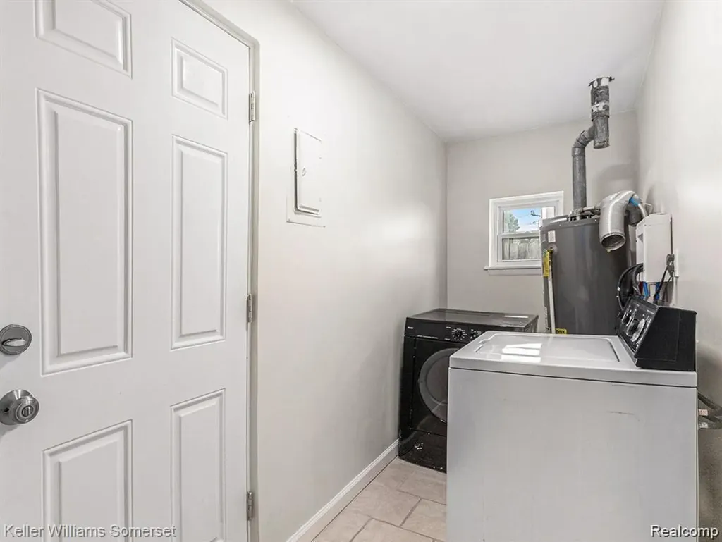 1419 Morris Avenue Lincoln Park City MI 48146