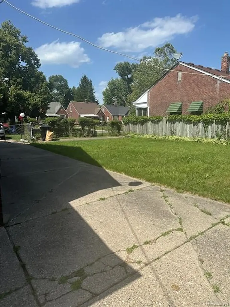15572 Fordham Street Detroit City MI 48205