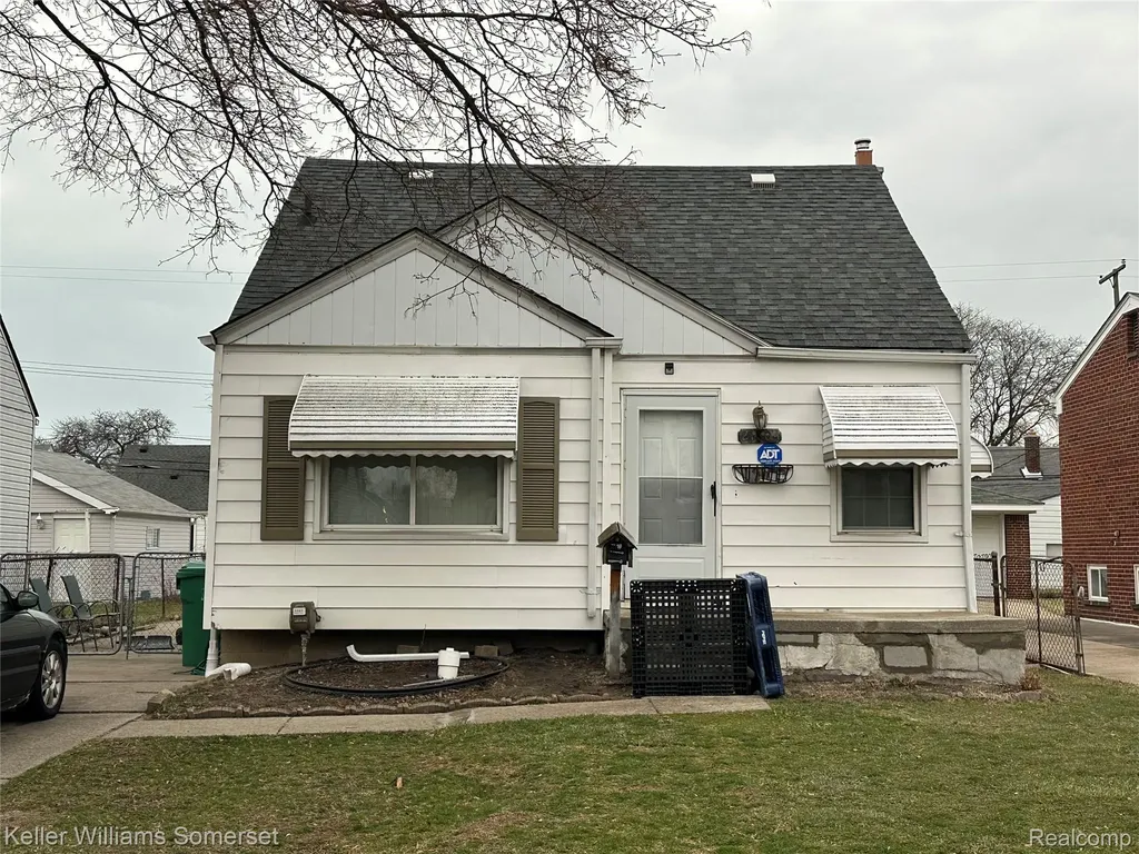 21804 Rausch Avenue Eastpointe City MI 48021