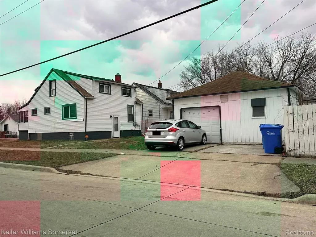 11004 Cadillac Avenue Warren City MI 48089