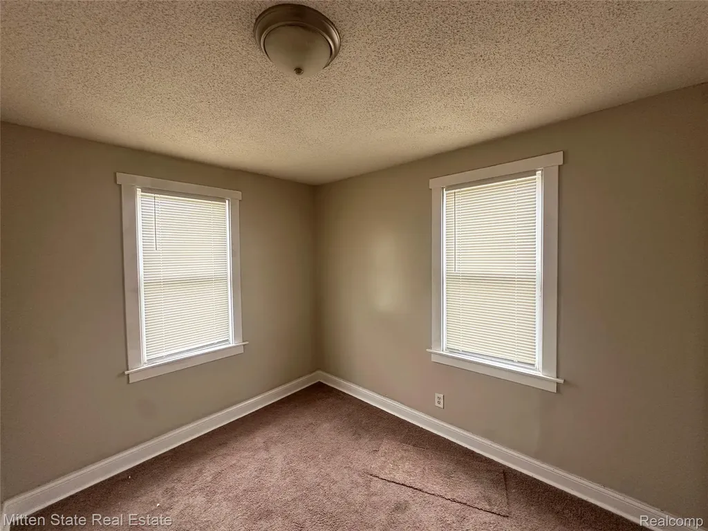 16225 Cheyenne Street Detroit City MI 48235