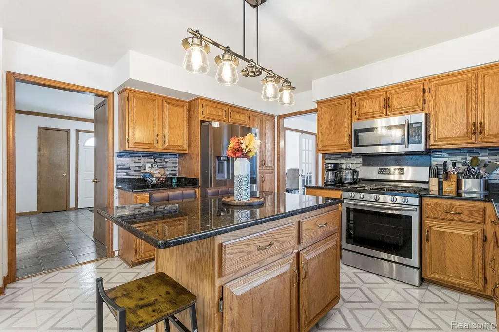 53428 Gregory Drive Macomb Township MI 48042