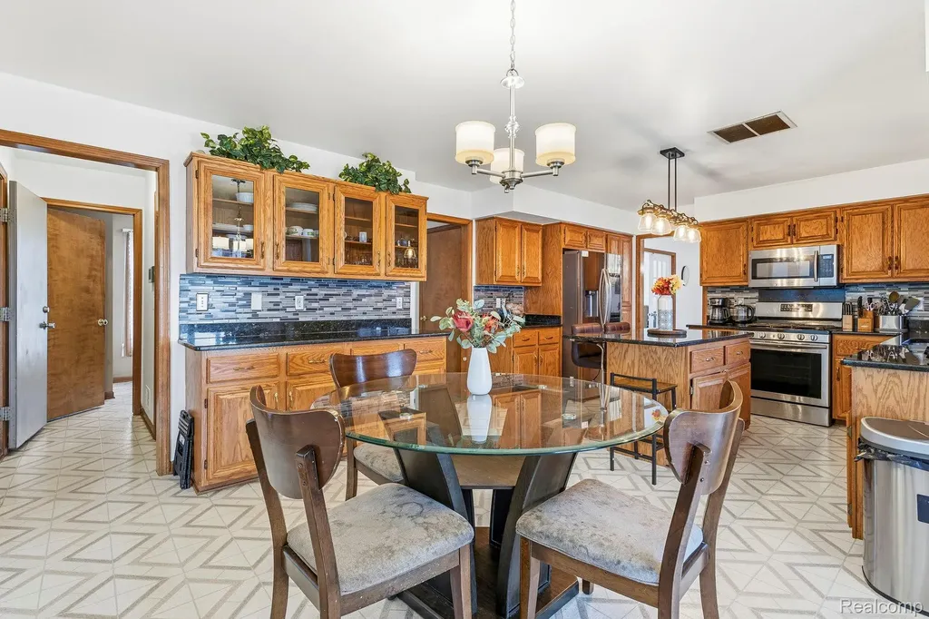53428 Gregory Drive Macomb Township MI 48042
