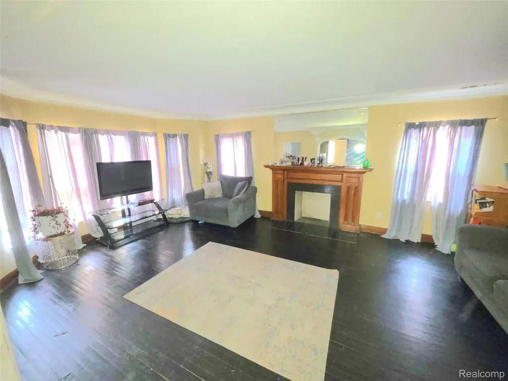 2321 Oakman Boulevard Detroit City MI 48238