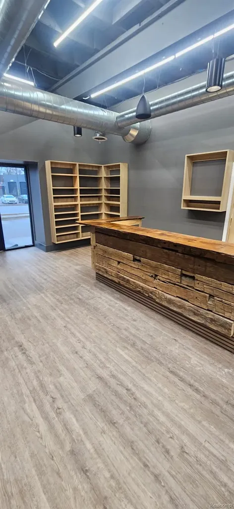 111 W Genesee Street Lapeer City MI 48446