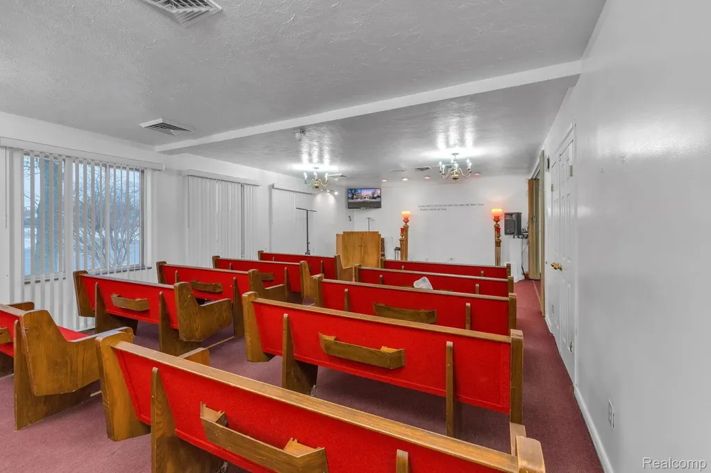19301 Van Dyke Street Detroit City MI 48234