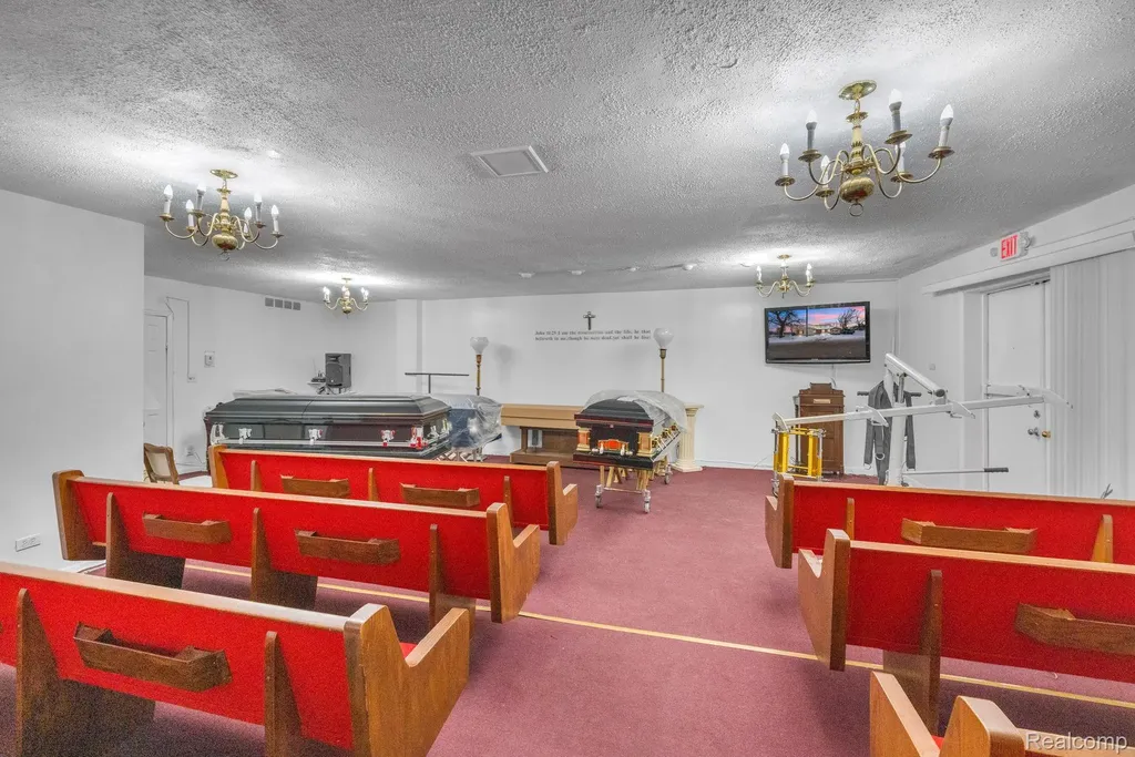 19301 Van Dyke Street Detroit City MI 48234