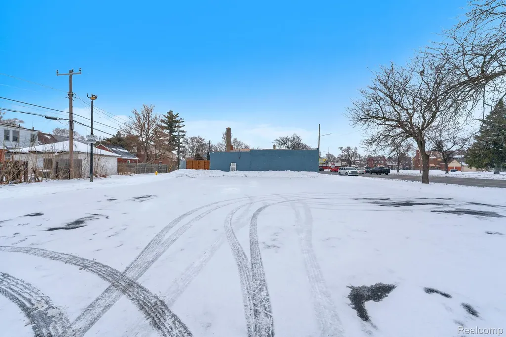 19301 Van Dyke Street Detroit City MI 48234