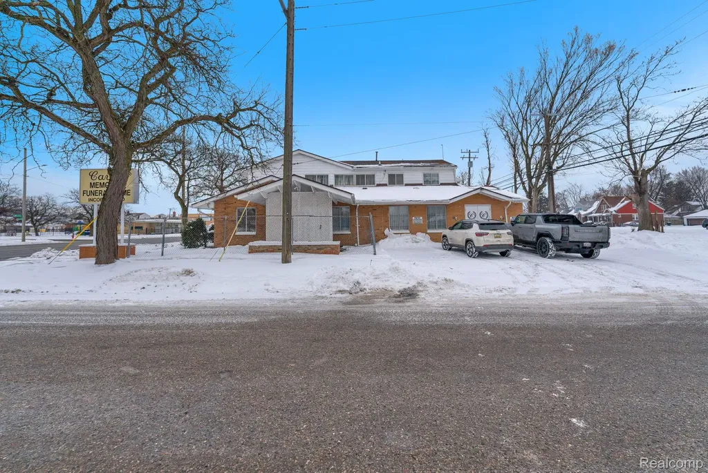 19301 Van Dyke Street Detroit City MI 48234