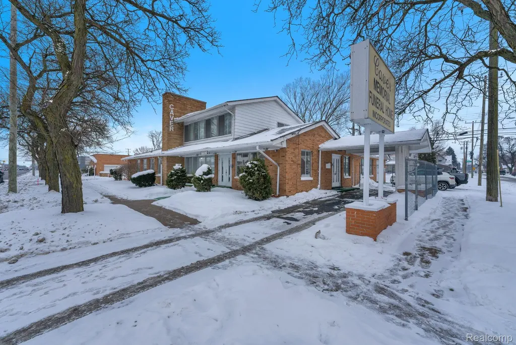 19301 Van Dyke Street Detroit City MI 48234