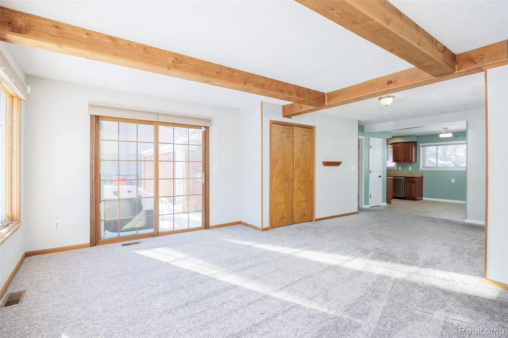 36610 Tessens Drive Clinton Charter Township MI 48035